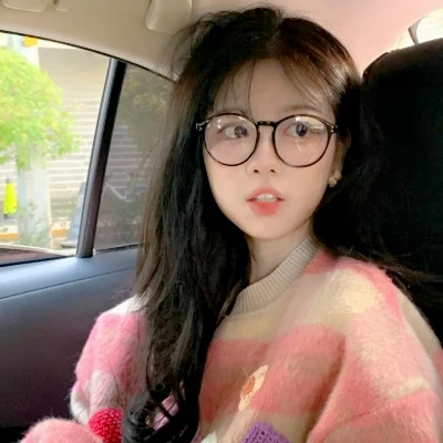 难以忘怀的独特女生微信头像图片
